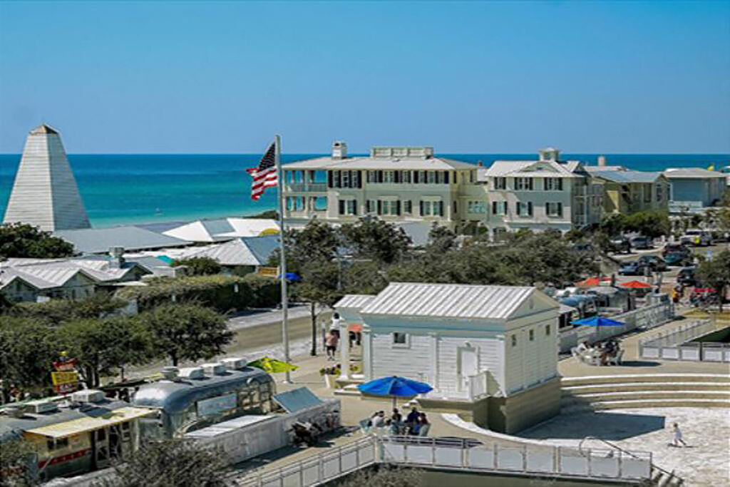 1 House vacation rental located in 30A 1