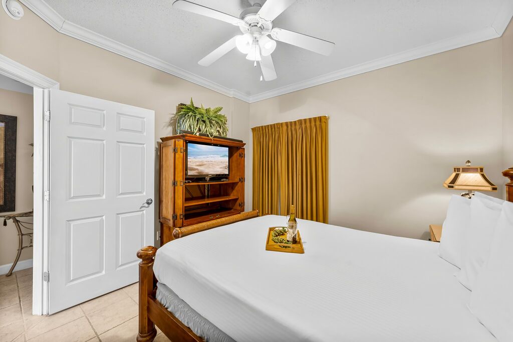 1 Condominium vacation rental located in Panama City Beach 1