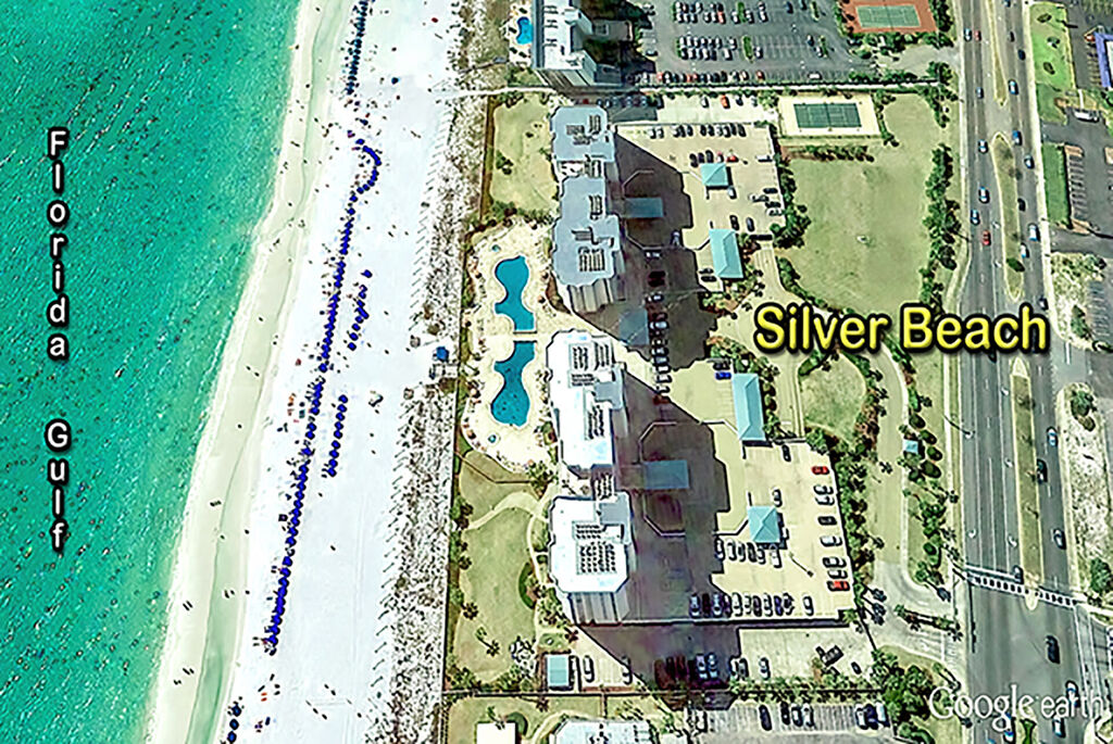 2 Condominium vacation rental located in Destin 1