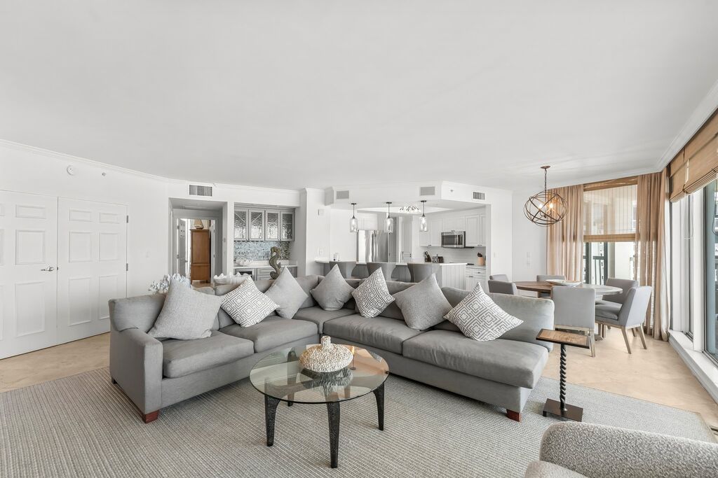 3 Condominium vacation rental located in Destin 1