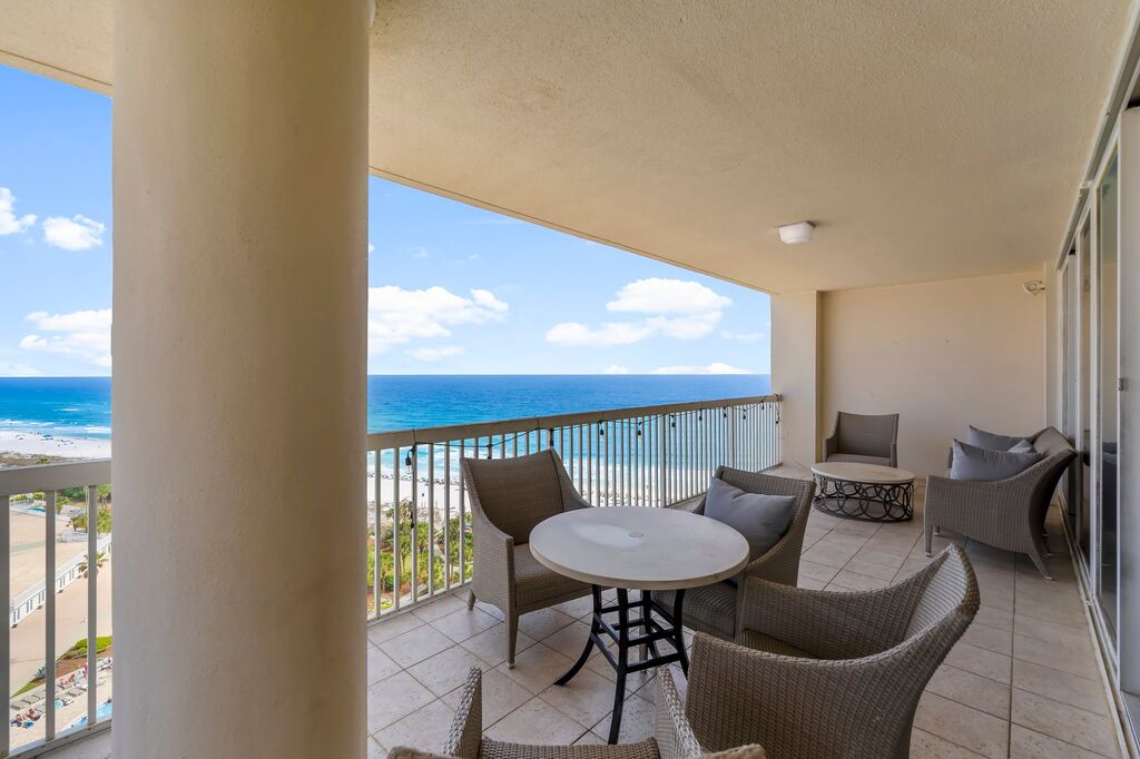 3 Condominium vacation rental located in Destin 1