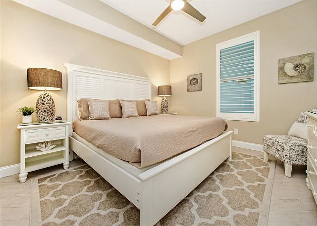3 Condominium vacation rental located in Panama City Beach 1