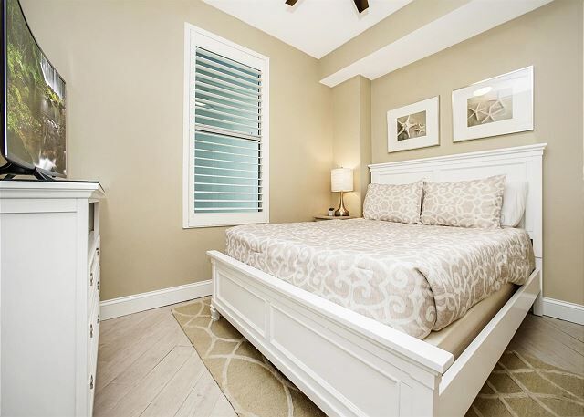 3 Condominium vacation rental located in Panama City Beach 1