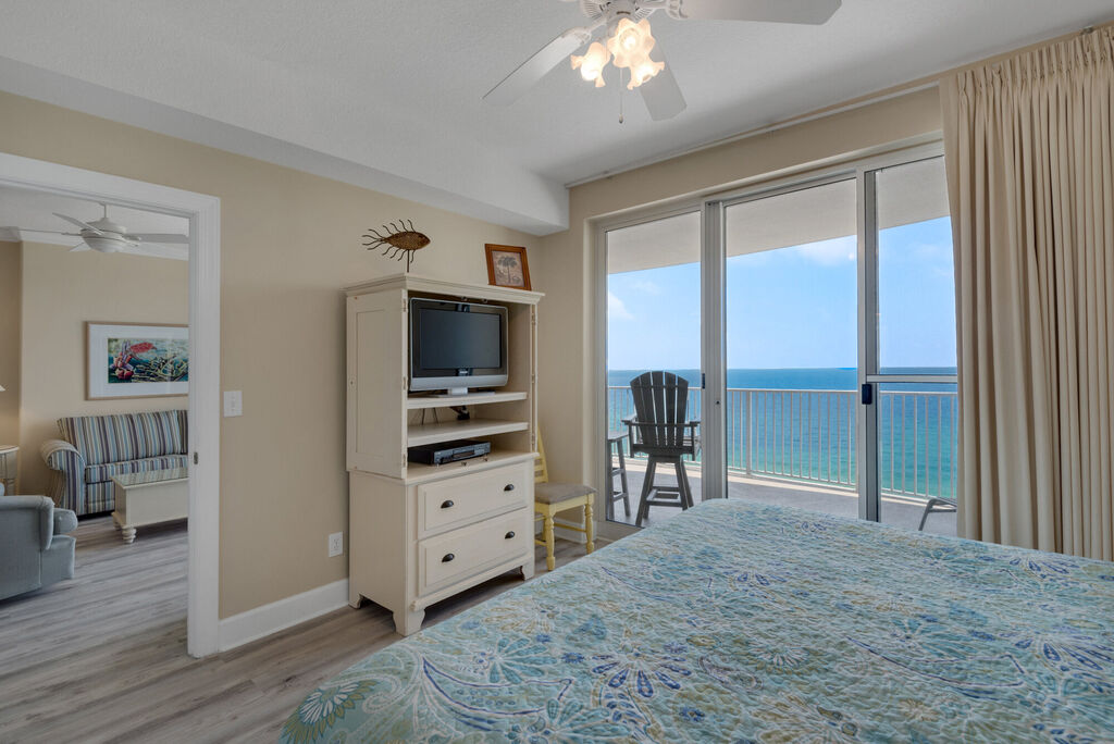 2 Condominium vacation rental located in Panama City Beach 1