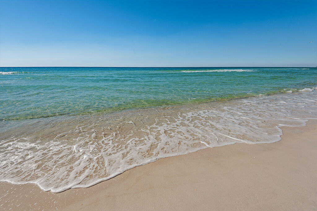 2 Condominium vacation rental located in Panama City Beach 1