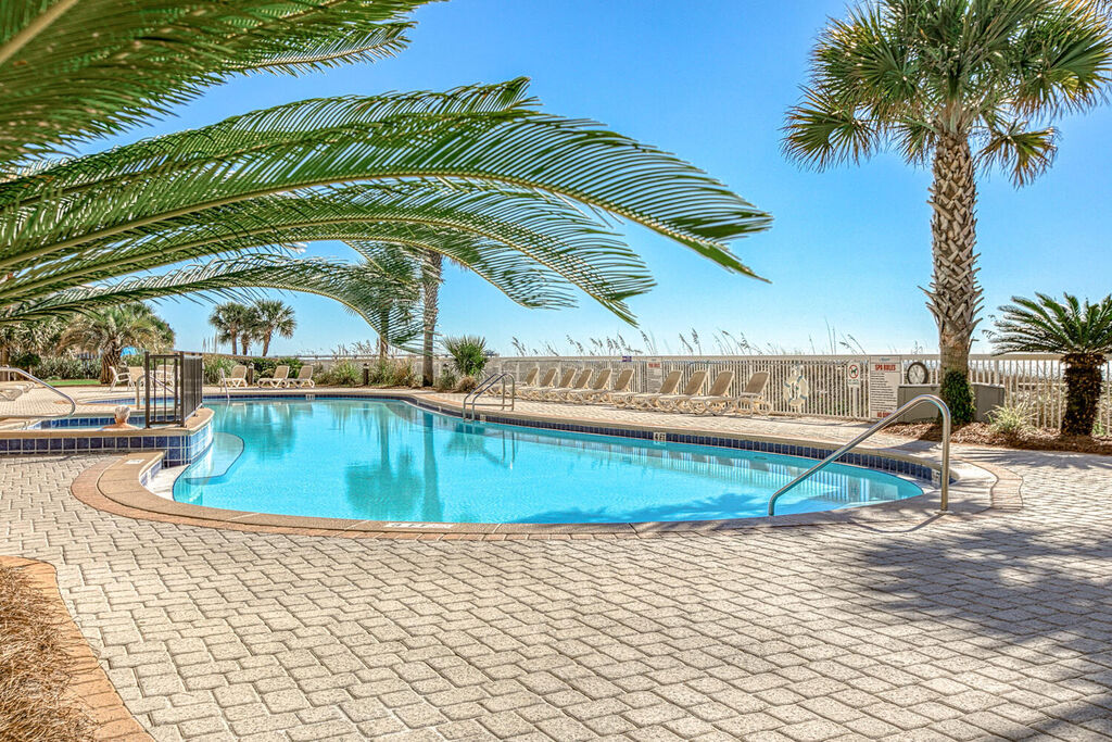 4 Condominium vacation rental located in Okaloosa Island 1