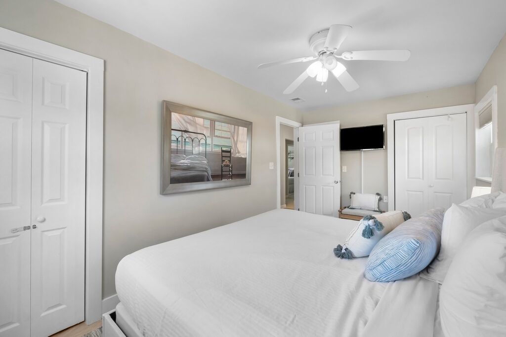 4 House vacation rental located in Panama City Beach 1