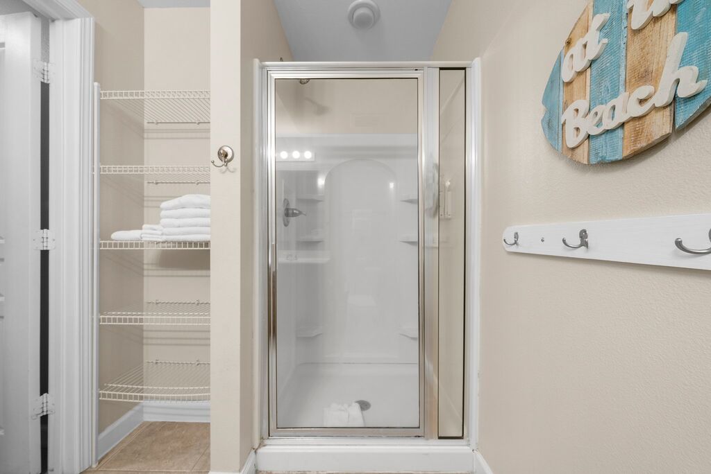 1 Condominium vacation rental located in Destin 1