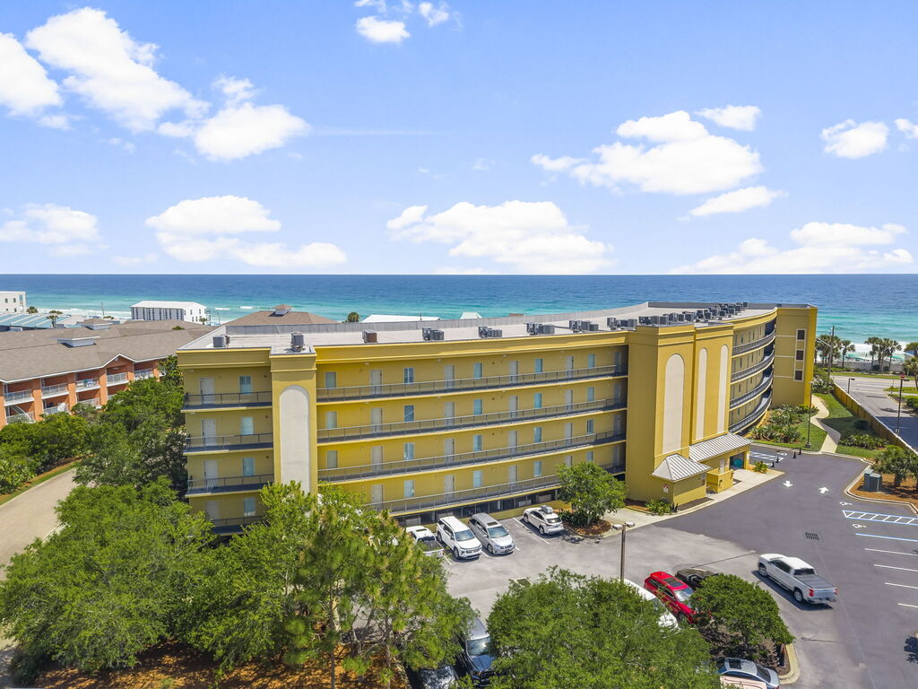 1 Condominium vacation rental located in Destin 1