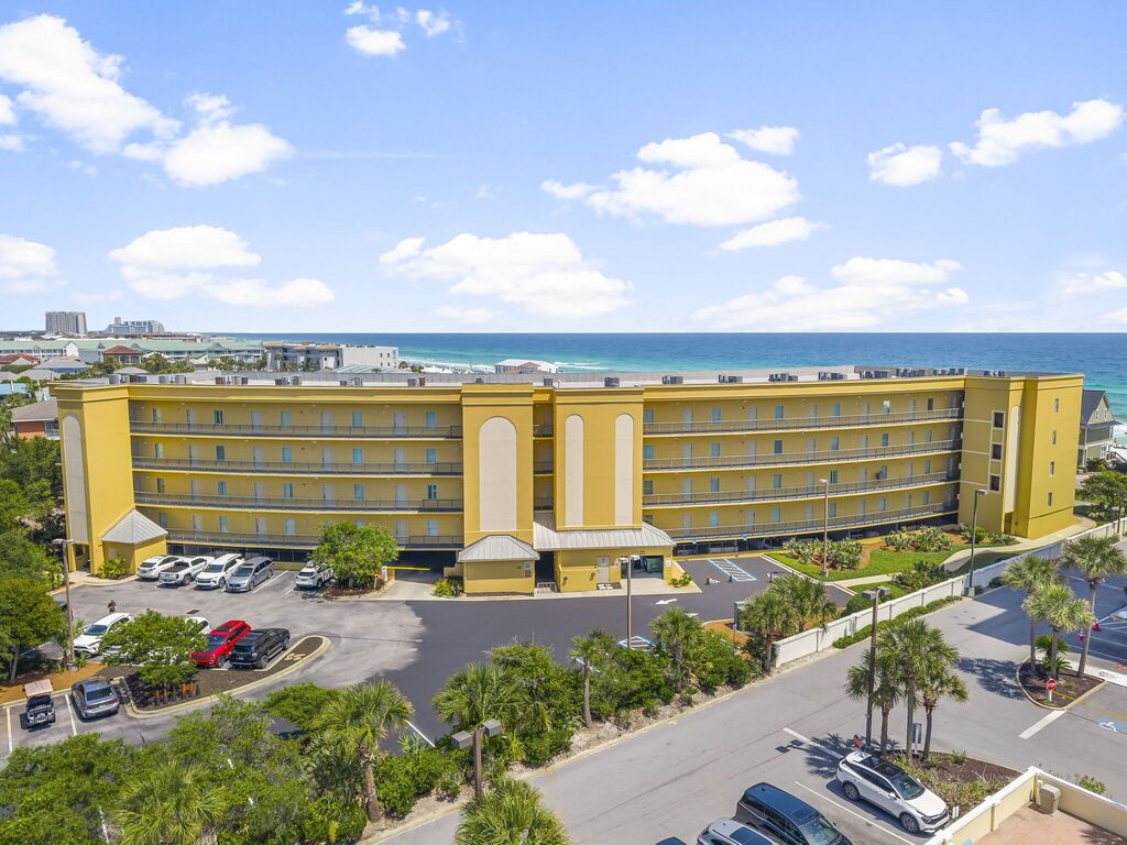 1 Condominium vacation rental located in Destin 1