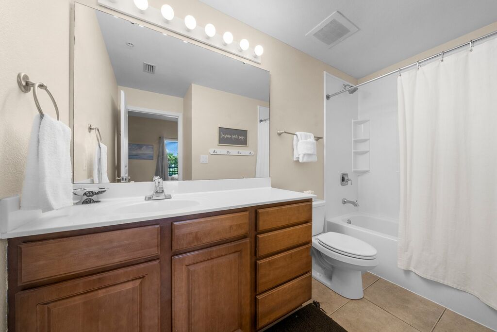1 Condominium vacation rental located in Destin 1