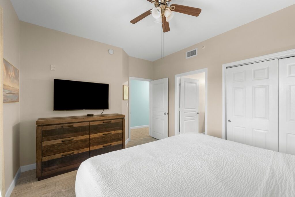 1 Condominium vacation rental located in Destin 1