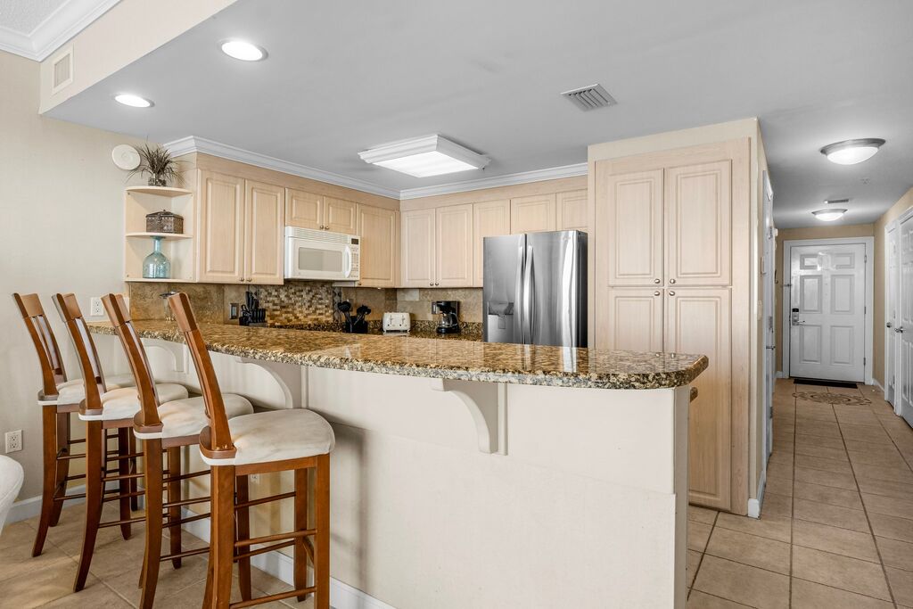 2 Condominium vacation rental located in Panama City Beach 1