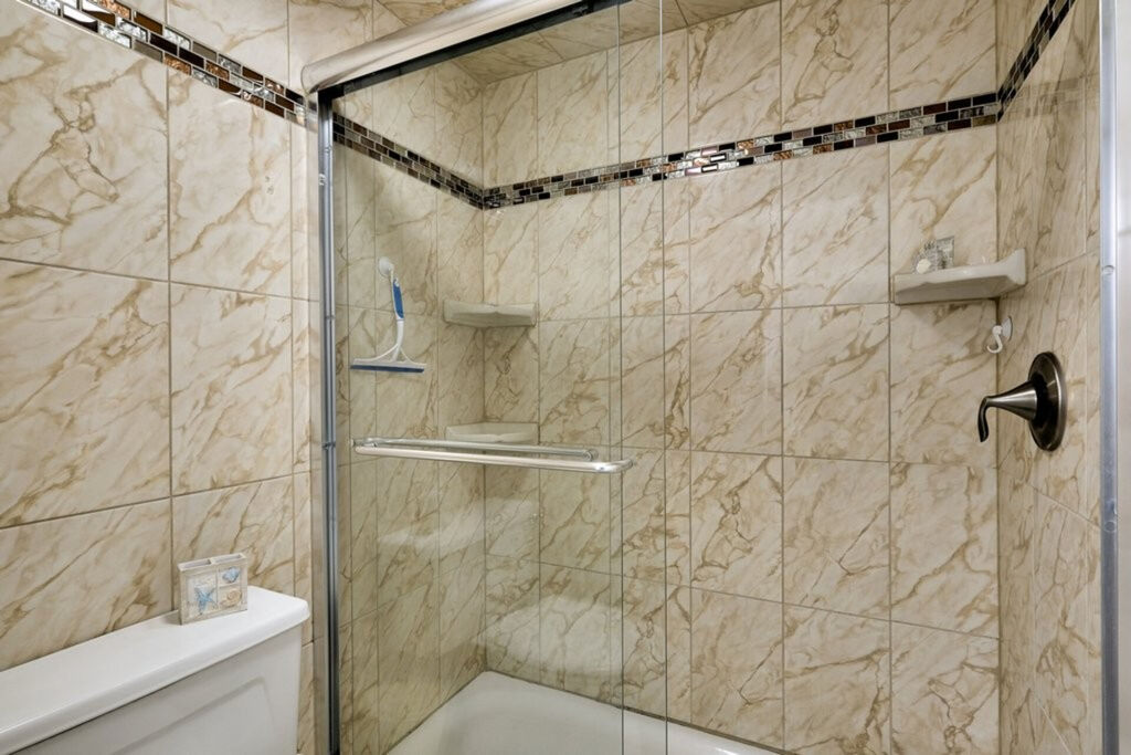 2 Condominium vacation rental located in Anna Maria Island 1