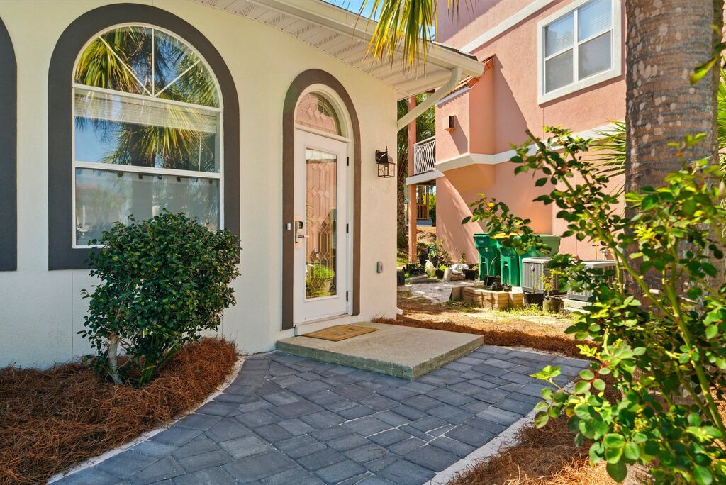 2 House vacation rental located in Destin 1