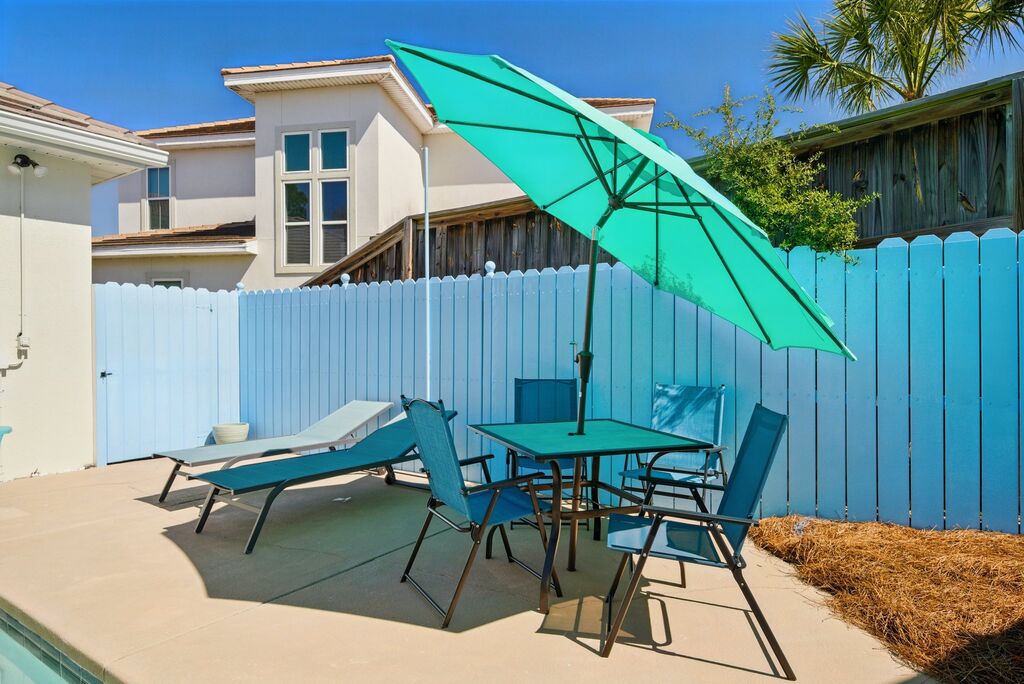 2 House vacation rental located in Destin 1