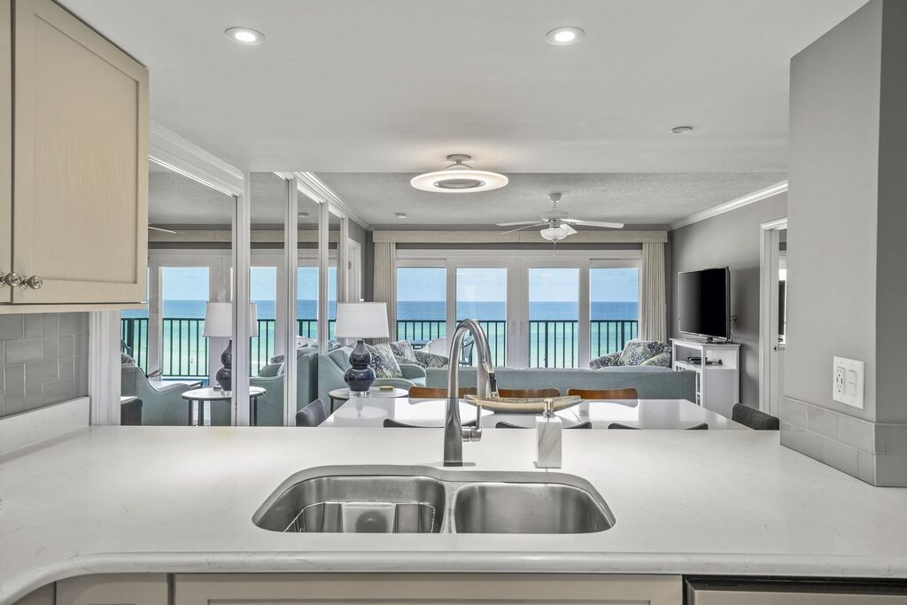 3 Condominium vacation rental located in Panama City Beach 1