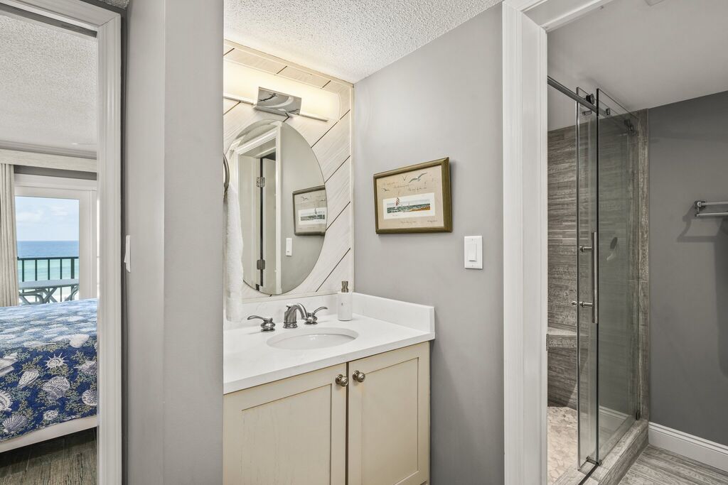 3 Condominium vacation rental located in Panama City Beach 1