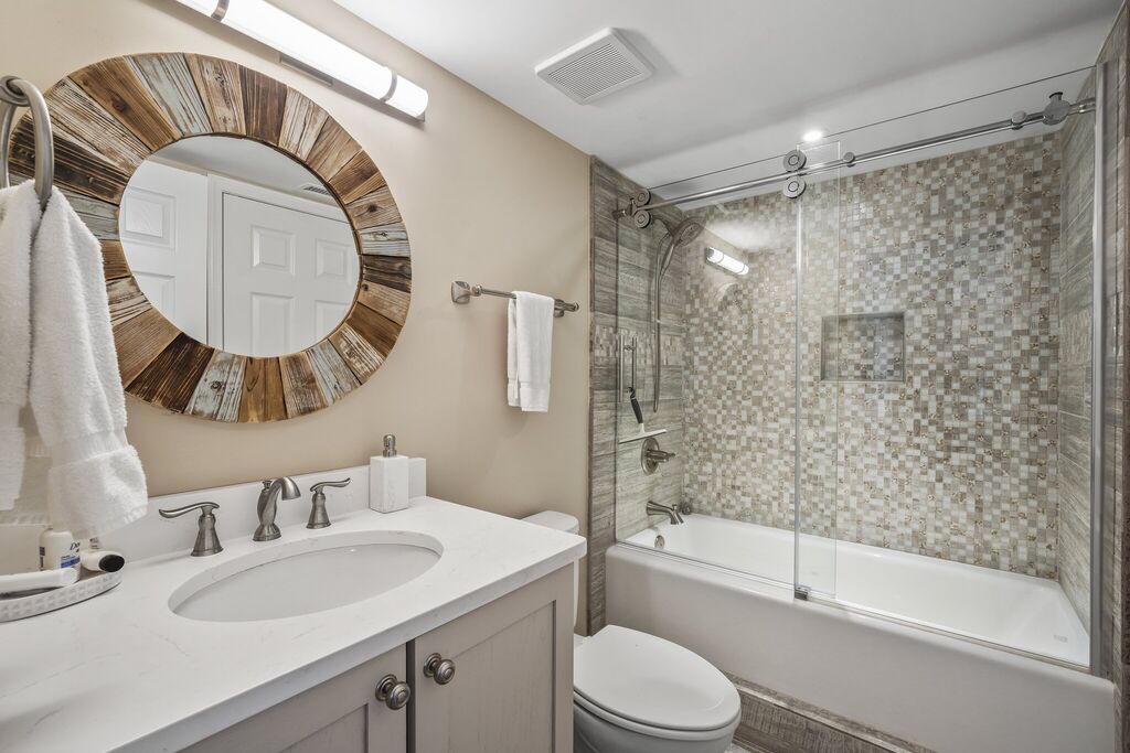 3 Condominium vacation rental located in Panama City Beach 1