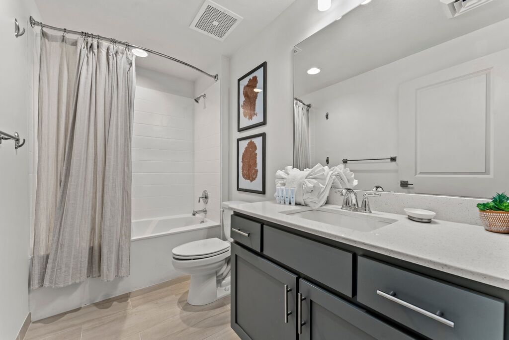 1 Condominium vacation rental located in Panama City Beach 1