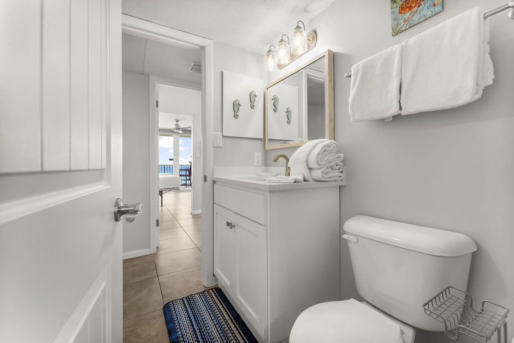 2 Condominium vacation rental located in Panama City Beach 1
