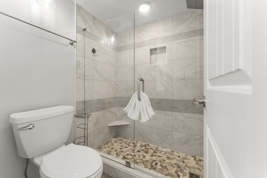 2 Condominium vacation rental located in Panama City Beach 1