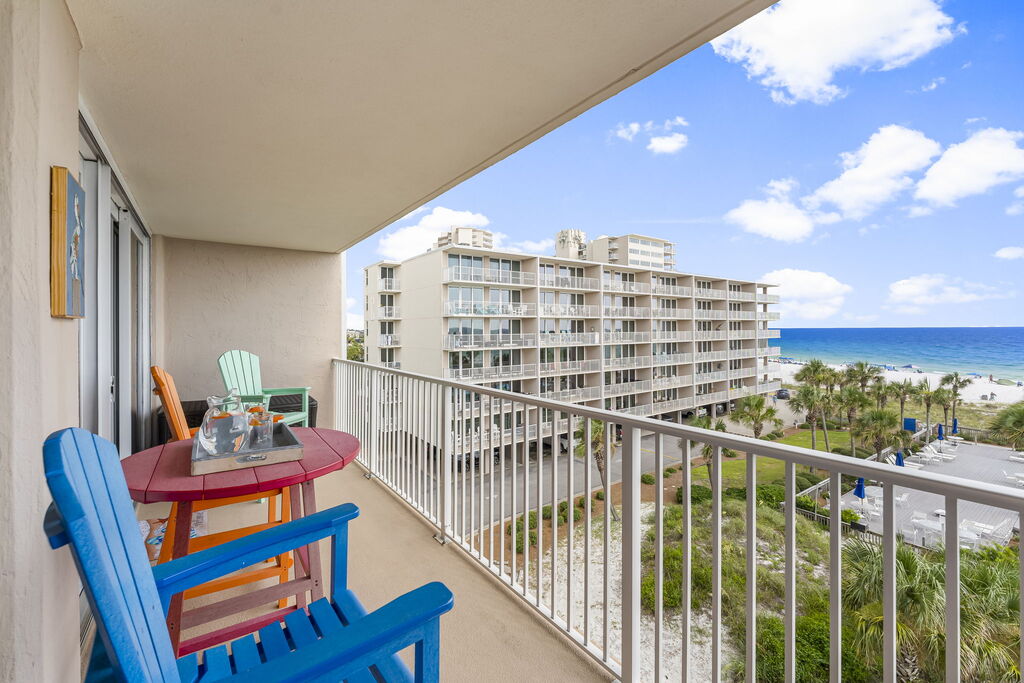2 Condominium vacation rental located in Panama City Beach 1