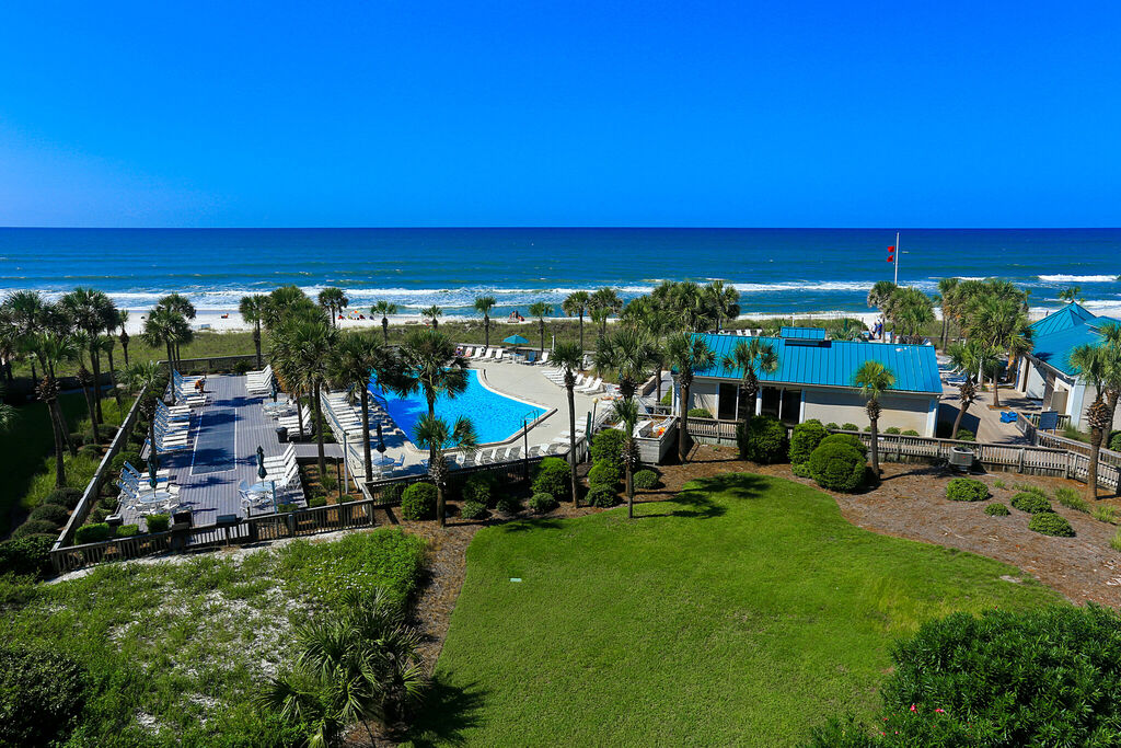 2 Condominium vacation rental located in Panama City Beach 1