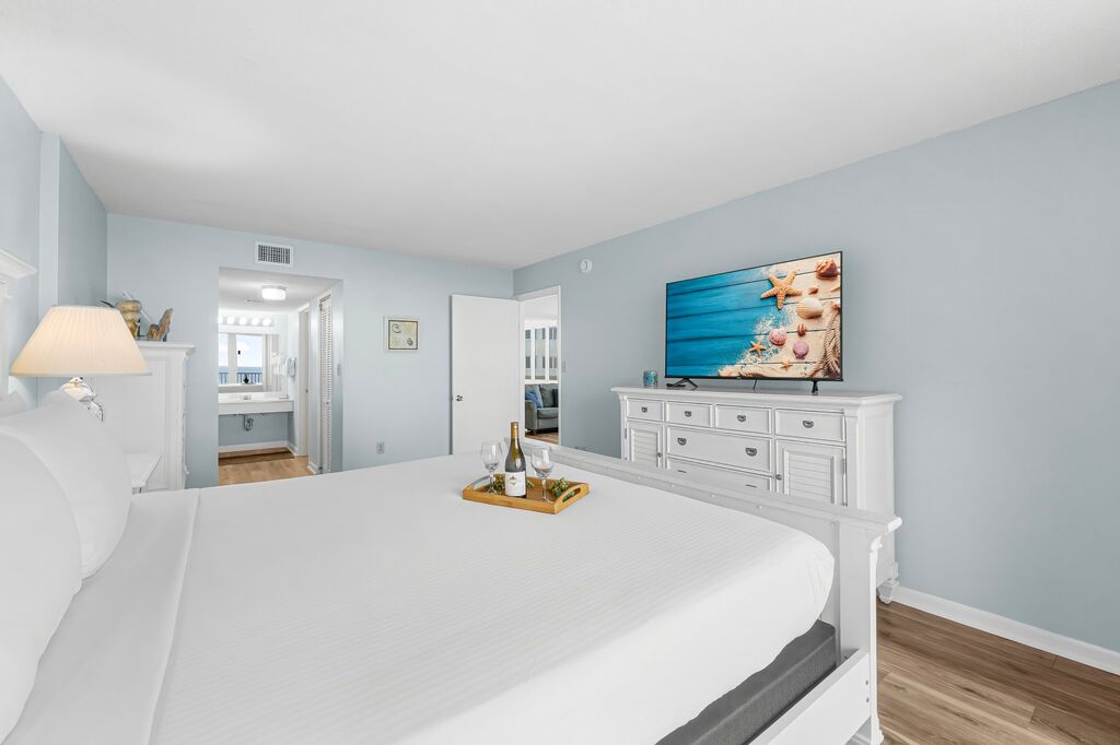 3 Condominium vacation rental located in Panama City Beach 1