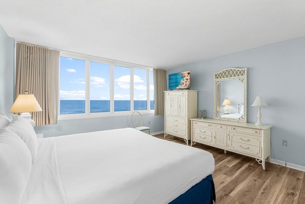 3 Condominium vacation rental located in Panama City Beach 1