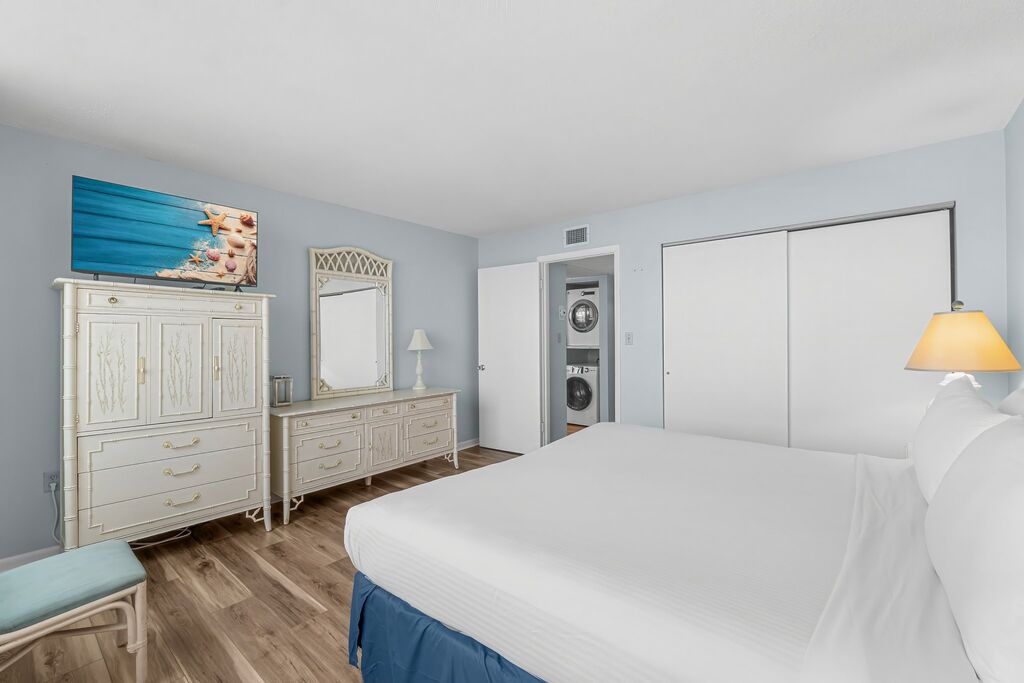 3 Condominium vacation rental located in Panama City Beach 1