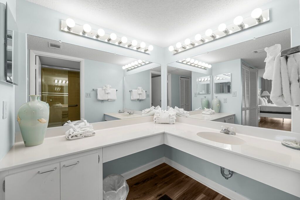 3 Condominium vacation rental located in Panama City Beach 1