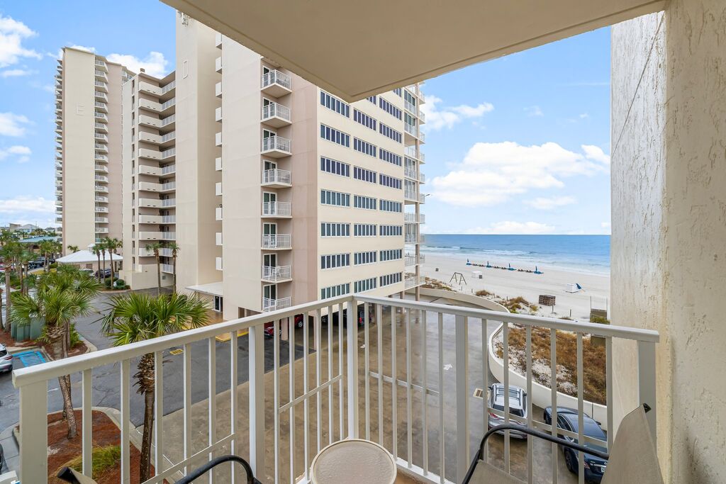 3 Condominium vacation rental located in Panama City Beach 1