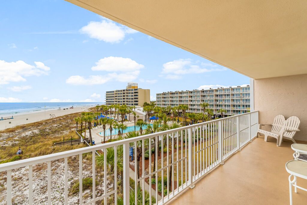 3 Condominium vacation rental located in Panama City Beach 1