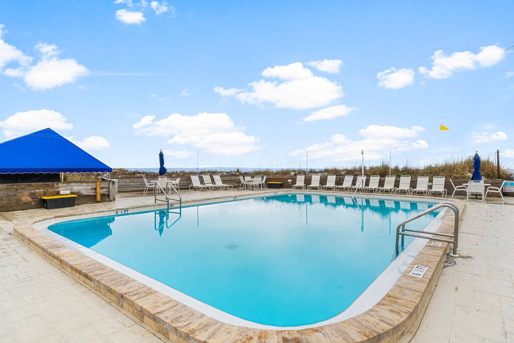 3 Condominium vacation rental located in Panama City Beach 1