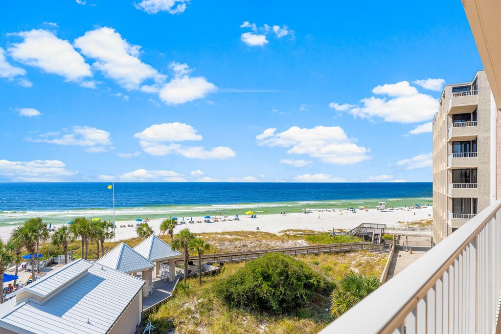 3 Condominium vacation rental located in Panama City Beach 1