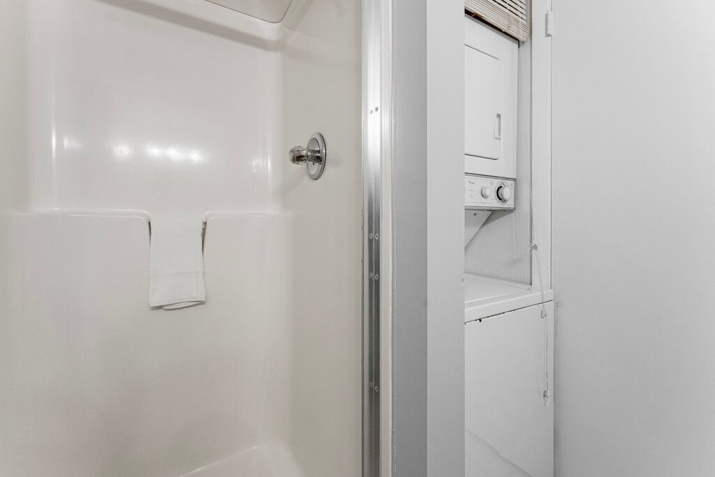 2 Condominium vacation rental located in Panama City Beach 1