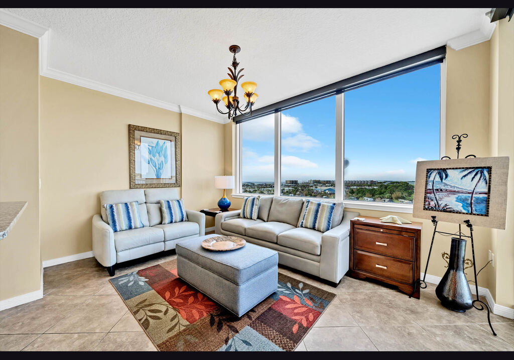 3 Condominium vacation rental located in Okaloosa Island 1