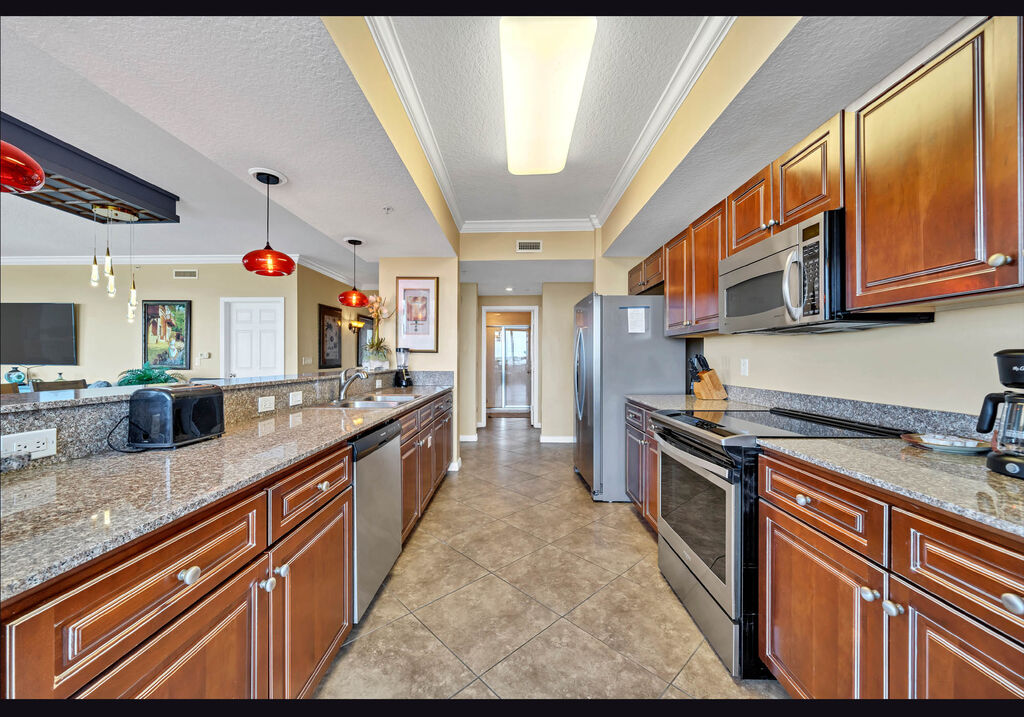 3 Condominium vacation rental located in Okaloosa Island 1