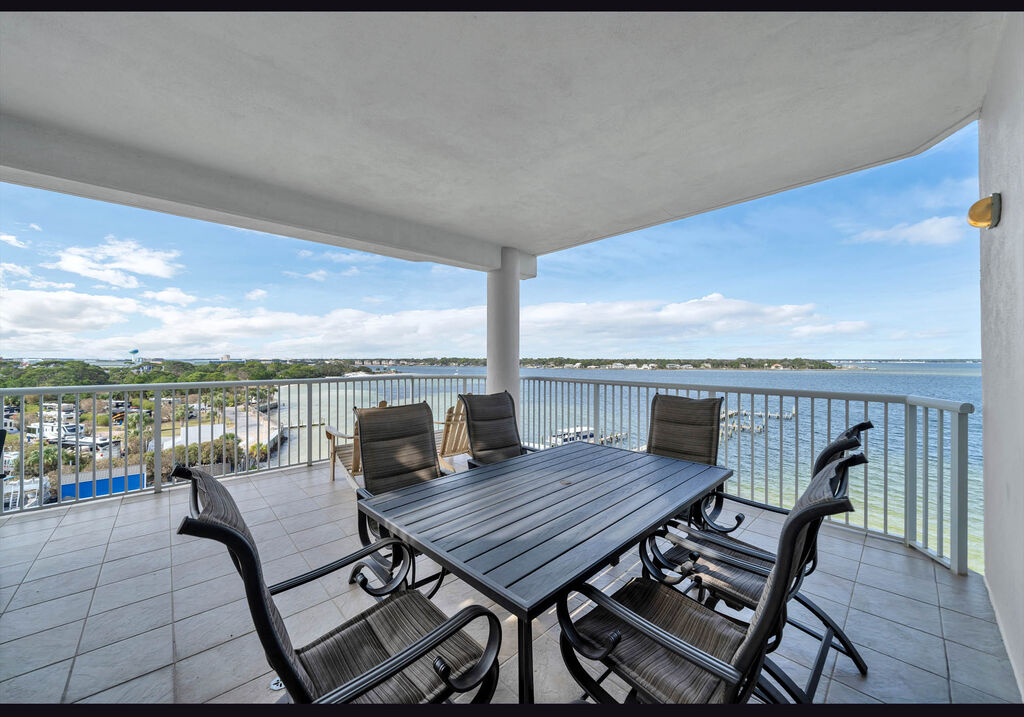 3 Condominium vacation rental located in Okaloosa Island 1