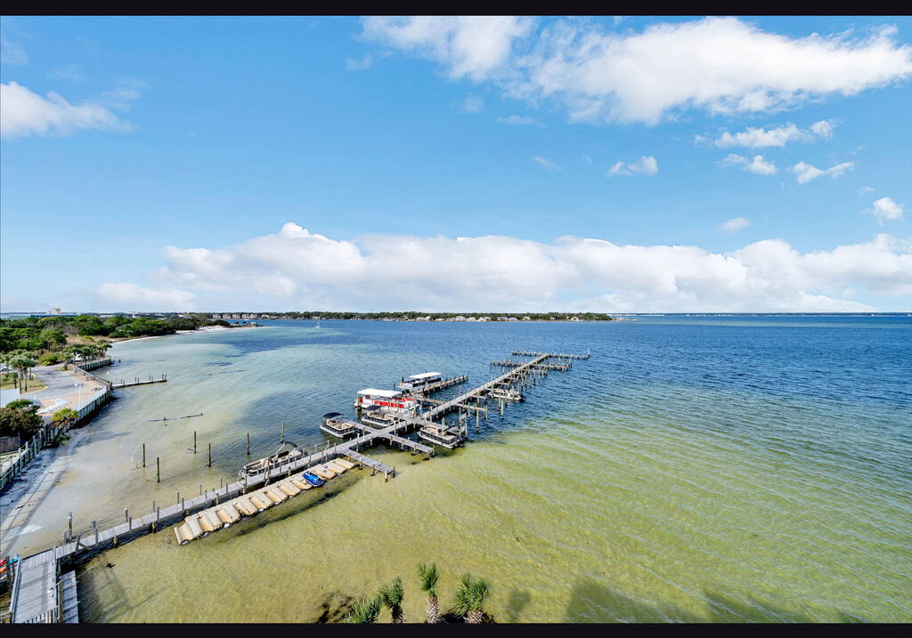 3 Condominium vacation rental located in Okaloosa Island 1
