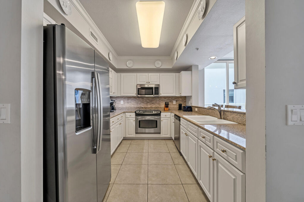 3 Condominium vacation rental located in Okaloosa Island 1