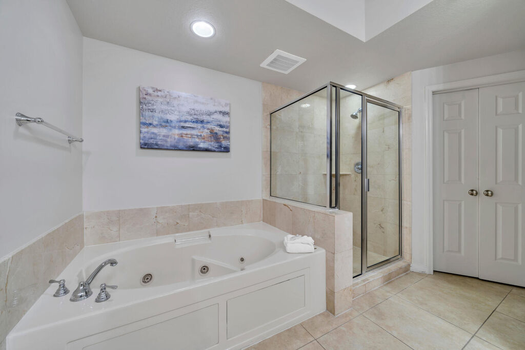 3 Condominium vacation rental located in Okaloosa Island 1