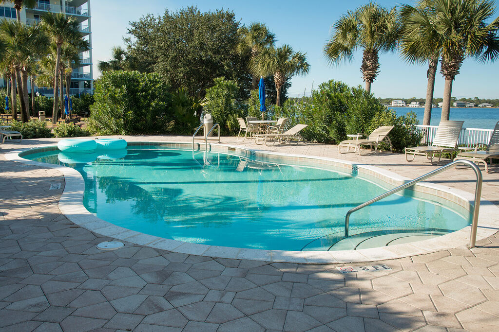 3 Condominium vacation rental located in Okaloosa Island 1