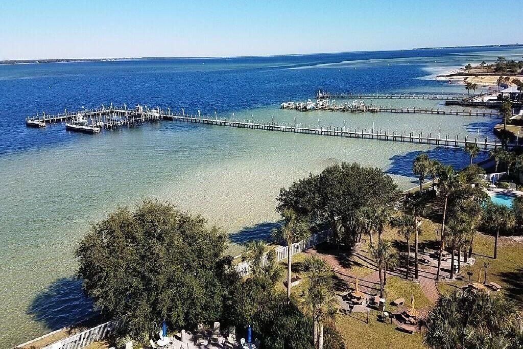 3 Condominium vacation rental located in Okaloosa Island 1