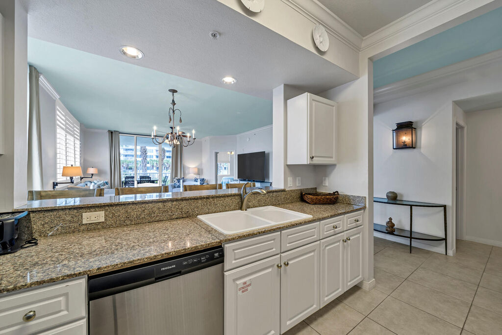 3 Condominium vacation rental located in Okaloosa Island 1
