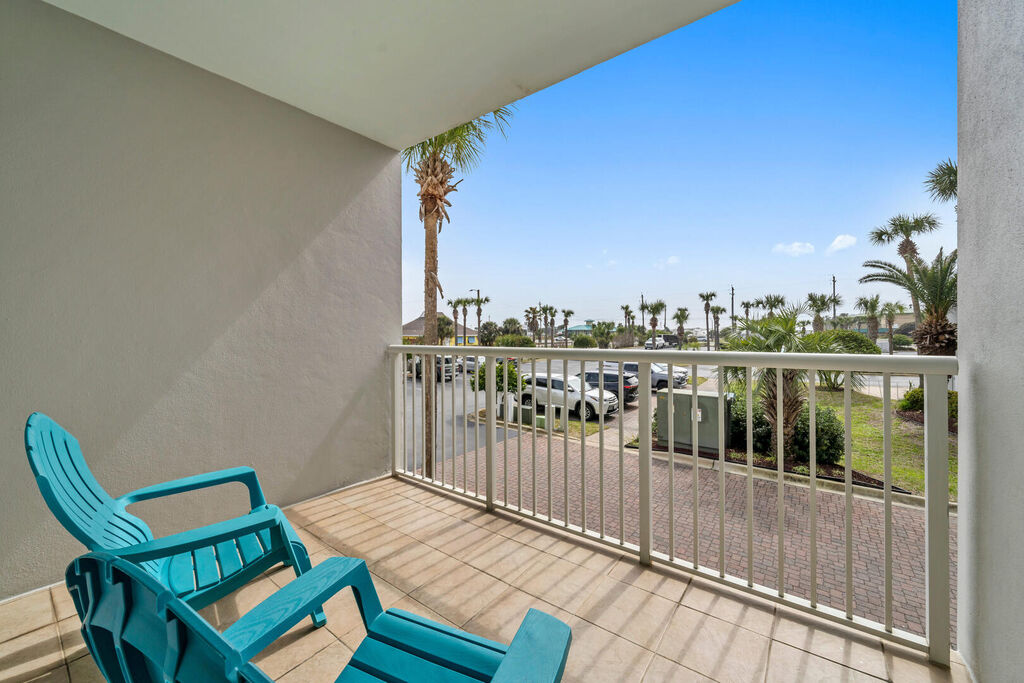 3 Condominium vacation rental located in Okaloosa Island 1