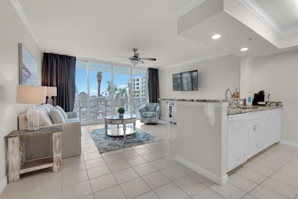 2 Condominium vacation rental located in Okaloosa Island 1