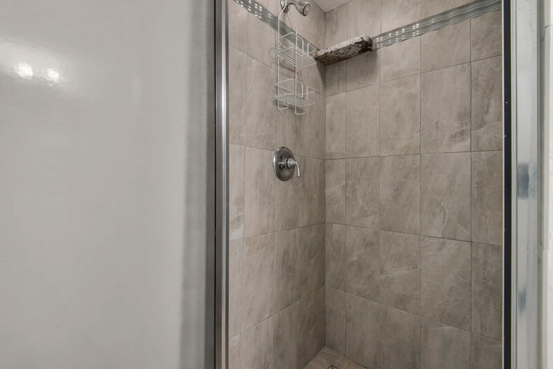 2 Condominium vacation rental located in Okaloosa Island 1