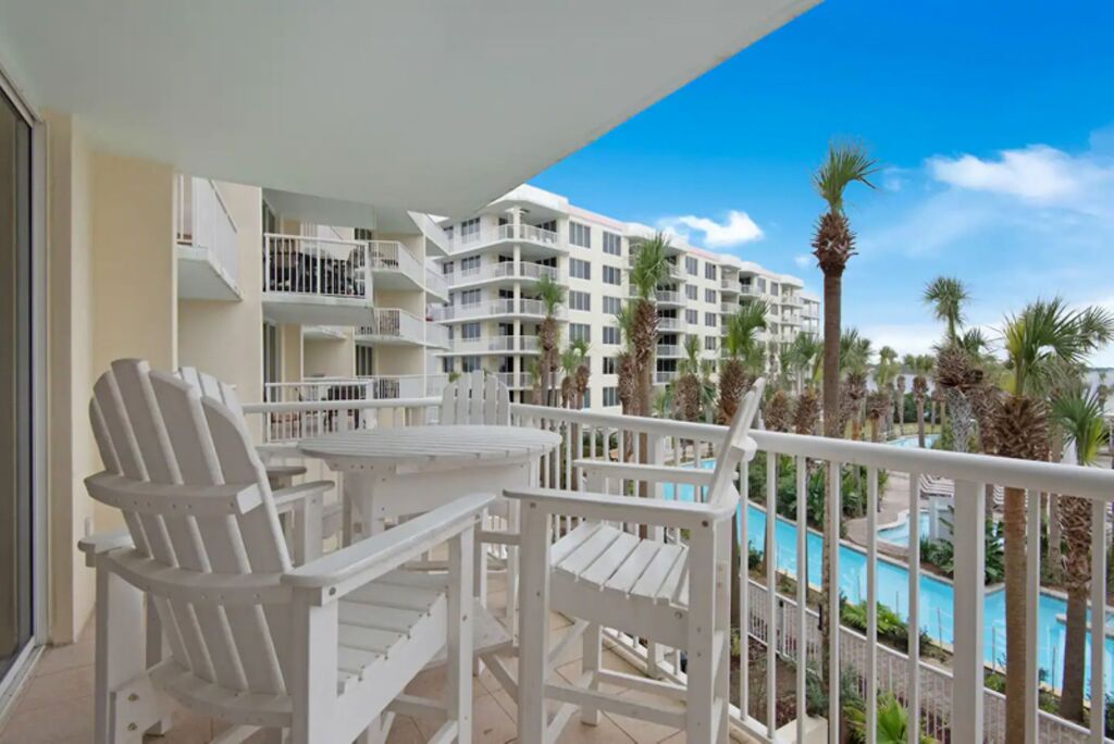 2 Condominium vacation rental located in Okaloosa Island 1